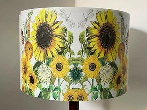 Lámpara de girasol, sombra clara, Navidad, amarillo floral, prado, regalo gratis - Imagen 1 de 4