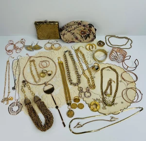 Gold Tone Estate Fashion Jewellery Lot Necklace Purse Bracelet Ring Glomesh - Picture 1 of 24