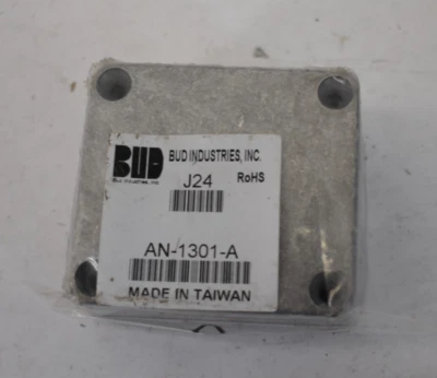 Bud Industries Caja Metal Aluminio Cubierta Natural Repuesto AN-1301-A Herramienta Foto 1 de 4
