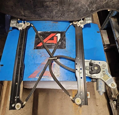 01-07 CHEVY SILVERADO 1500 Right Side Rear Regulator W/Motor Passenger  Rh OEM - Изображение 1 из 4