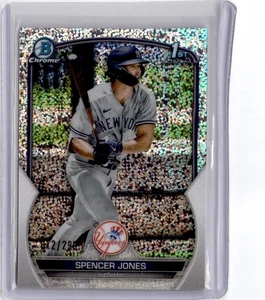 2023 Bowman #BCP-139 Spencer Jones Chrome Prospects rifrattori a macchie #/299 - Foto 1 di 2