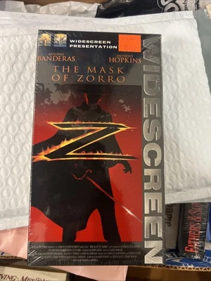 The Mask of Zorro 1998 New VHS Factory Sealed Antonio Banderas Anthony Hopkins Foto 1 de 4
