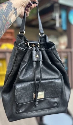 Bandolera Juicy Couture negra con cordón Foto 1 de 4