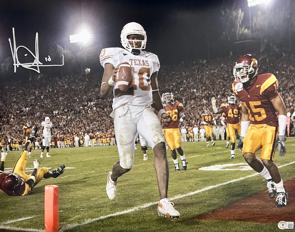 Foto autografiada firmada por Vince Young de 16x20 Beckett autenticada #3 Longhorns Foto 1 de 1