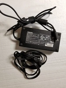 TOSHIBA OEM AC/DC Power Adapter PA3546E-1AC3 4 Pin,19V, 9.5A, ADP-180HB - Picture 1 of 7