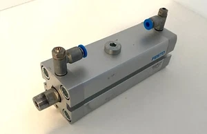 FESTO CLR-25-20-LPA Pneumatic Cylinder - Picture 1 of 4