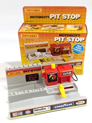 Matchbox Motorcity Pit Stop Play Set 1985 Original Box - Image 1 of 4