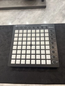 Novation Launchpad Mini MK2 Ableton Live Controller - Great Condition - Picture 1 of 8