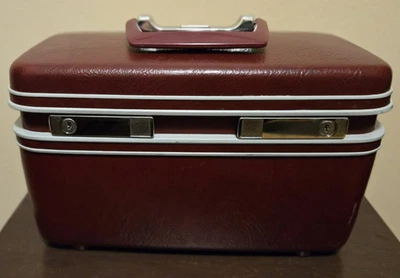 Vintage Samsonite Burgundy Cosmetic Train Case Carry-on Luggage - No Key - Image 1 of 4