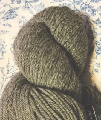 1 Skein CASCADE 220 Gray 100% WOOL YARN 100g/220yds Made In Peru - Image 1 of 4