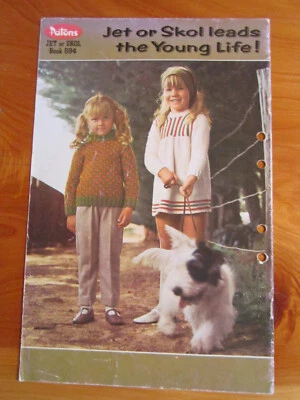 VINTAGE KNITTING PATTERN BOOK PATONS BOOK NUMBER 894   GREAT **** MUST SEE - Image 1 of 2
