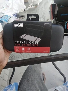 Nintendo Switch Lite Game Traveler Deluxe Travel Case Black NEW - Picture 1 of 2