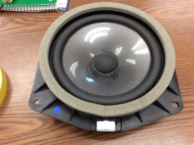 2012 LEXUS is250 SPEAKER OEM 86160-53210 - Image 1 of 3