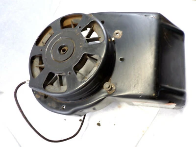 Cubierta de carcasa de soplador Tecumseh modelo LV195EA usada OEM con retroceso como en la foto  Foto 1 de 4