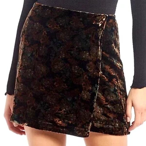 Chelsea & Violet VELVET MINI SKIRT Sz M Faux Wrap Front Side Zip NEW - Picture 1 of 10
