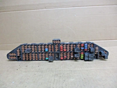 11 2011 International Harvester 4300 Interior Cabin Fuse Box Relay Block Panel - Image 1 of 4
