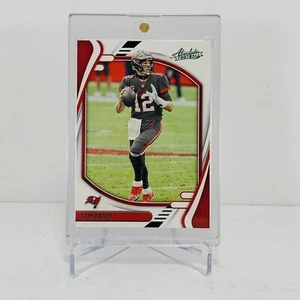 2021 Panini Assoluto VERDE #91 Tom Brady Tampa Bay Buccaneers - Foto 1 di 2