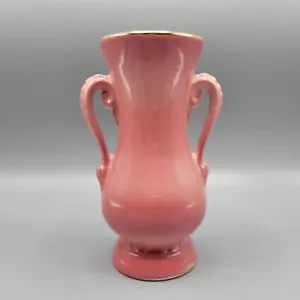 Vaso vintage Royal Copley in ceramica rosa con bordo oro e doppi manici - Foto 1 di 7