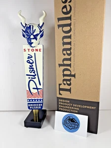 Manico rubinetto birra Stone Brewing American Pilsner rosso bianco blu Gargoyle Draft - Foto 1 di 18