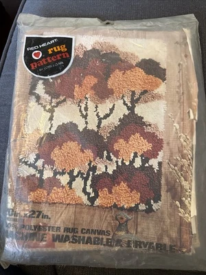 Red Heart Latch Hook Rug Pattern, 20" x 27" Printed CANVAS ONLY, Autumn 6628 NOS - Image 1 of 4