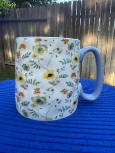 10 Strawberry Street "Poppy’s Garden" Floral Keramik Becher 14oz - Bild 1 von 6