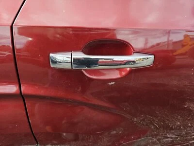 Manija de puerta exterior trasera derecha usada se adapta a: Subaru Forester 2010 montaje puerta ch Foto 1 de 4