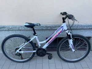 bicicletta ragazza + Casco - Foto 1 di 6
