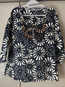 Dash Womens Tunic Blouse Size 18 Black with Brown Wooden Beads 3/4 Sleeves - Picture 1 of 14