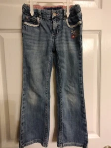 Oshkosh Flare Jeans Denim Lace Trim Embroidered Flowers Girl's Size 5 Adjustable - Picture 1 of 10