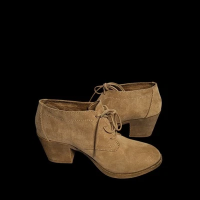 Botas de tornozelo femininas Rocket Dog de camurça bege com cadarço, tamanho 9 - Imagem 1 de 4