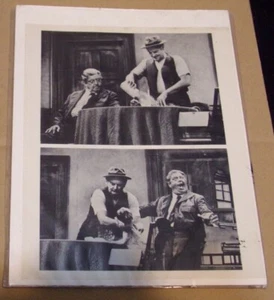 B & W 8X10" PHOTO OF JACKIE GLEASON & ART CARNEY - HONEYMOONERS CARDBOARD LIKE - Picture 1 of 1