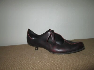 Zapatos de cuero marrón sangre de buey hechos a mano vintage CYDWOQ con tacones metálicos de gatito 8,5 Foto 1 de 4