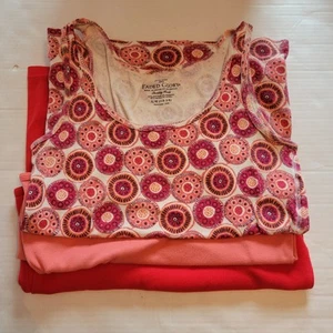 Tank Top Paket Damen gemustert groß einfarbig sind extra groß - Bild 1 von 6