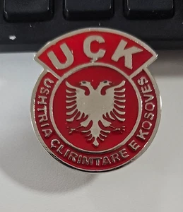 UCK Kosovo Liberation Army Ushtria Çlirimtare e Kosovës Albanian Combat Badge - Picture 1 of 2