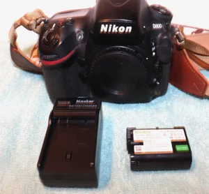 Nikon D D800 36.3MP Digital SLR Camera Body Only - Picture 1 of 14