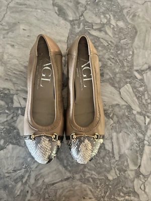 Zapatos de salón bajos Attilio Giusti Leombruni AGL bronceados puntera estampado de serpiente para mujer 38 EE. UU. 7,5 Foto 1 de 4