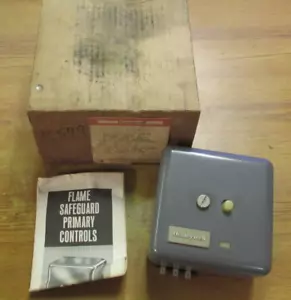 NIB. HONEYWELL FSG PROGRAMMING RELAY 120V, CAT# R4795A-1016 .. UP-28 - Picture 1 of 7