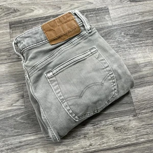 AMERICAN EAGLE Next Level Flex Slim Straight Grey Denim Jeans Men's Size 30 X 30 - Picture 1 of 11