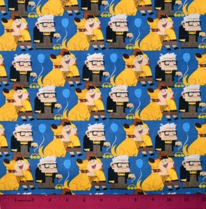 Up Up! Stoff - HALBER YARD - 100% Baumwolle - Quilten Disney Dug Russell Carl blau - Bild 1 von 1