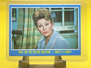 Happy Days 1976 TOPPS CARD 23 ‘Now For The $64,000 Question What’s A Nerd?’￼