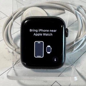 Apple Watch Series 6 44mm czarna aluminiowa obudowa GPS + komórka odblokowana #30 - Zdjęcie 1 z 7