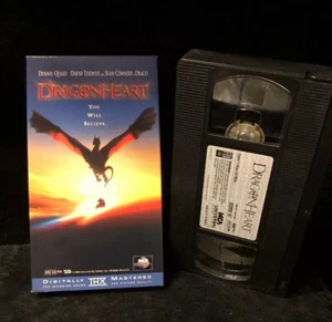 Dragon Heart (VHS -PG13 ) 1996 Universal, Fantasy Adventure.. One Owner - Foto 1 di 3