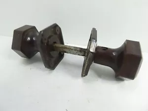 VINTAGE ORIGINAL ART DECO BAKELITE DOOR KNOB HANDLE SET - Picture 1 of 9
