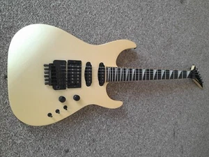 Fernandes STJ-75 Superstrat 1989 Pearl White L Serial Made in Japan - Picture 1 of 13