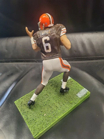 BAKER MAYFIELD CUSTOM MCFARLANE CLEVELAND BROWNS NFL ABC BALL BOYS TV SHOW Cover