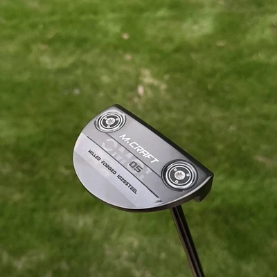 Mizuno M-Craft Omoi 05 Black 35” Putter Center Shaft Black W Headcover & Weights - Image 1 of 4
