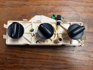 Controles de temperatura de calefacción de aire acondicionado BMW E36 Z3 1996-2002 1997 1998 1999 2000 2001 - Imagen 1 de 2