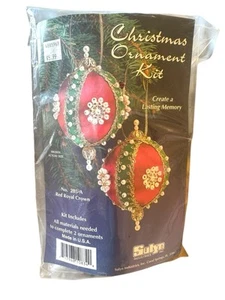 NEU! Vintage Sulyn Rot Royal Krone Pailletten Perlen Weihnachtsschmuck Set 205-A - Bild 1 von 2