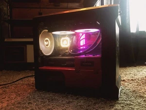 Compact mITX PC for Work & Gaming - 32GB RAM / Intel i7-8700 / RTX 2070 - Picture 1 of 11