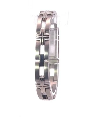 Pulsera de eslabones cruzados de titanio de 12 mm de ancho para hombre Foto 1 de 4